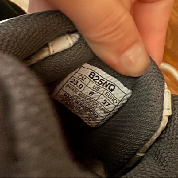 Asics sneakers💞 - Picture 5 of 5